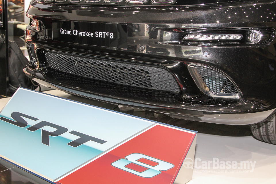 Jeep Grand Cherokee SRT WK2 SRT (2015) Exterior
