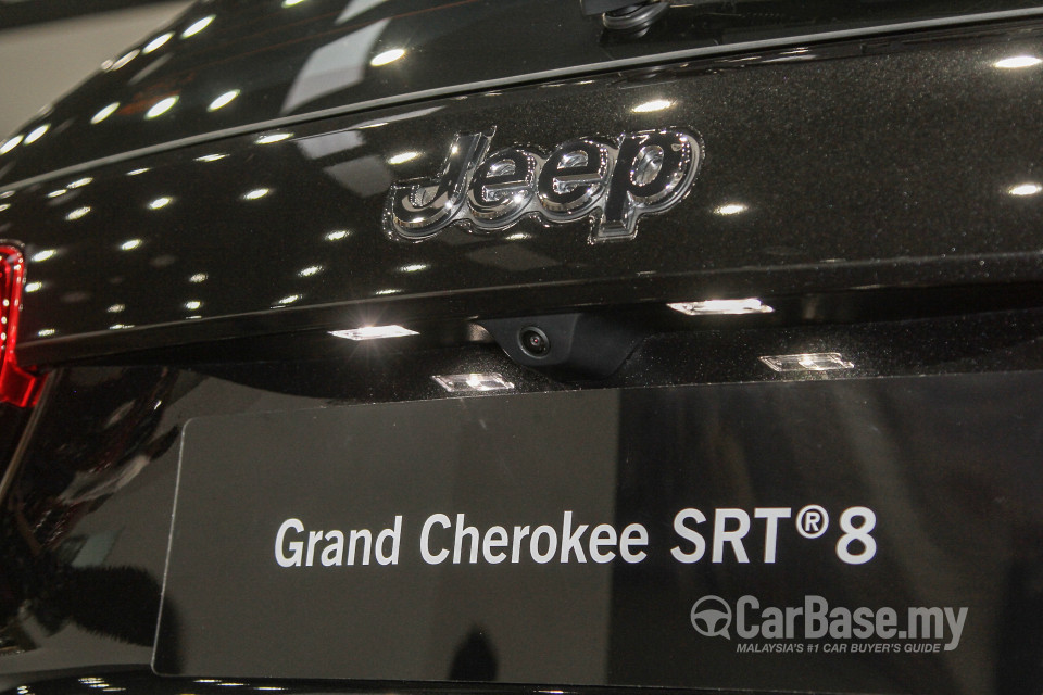 Jeep Grand Cherokee SRT WK2 SRT (2015) Exterior