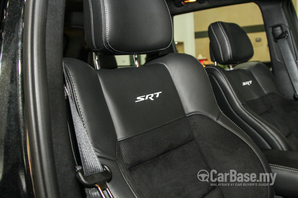 Jeep Grand Cherokee SRT WK2 SRT (2015) Interior