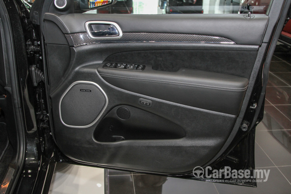 Jeep Grand Cherokee SRT WK2 SRT (2015) Interior