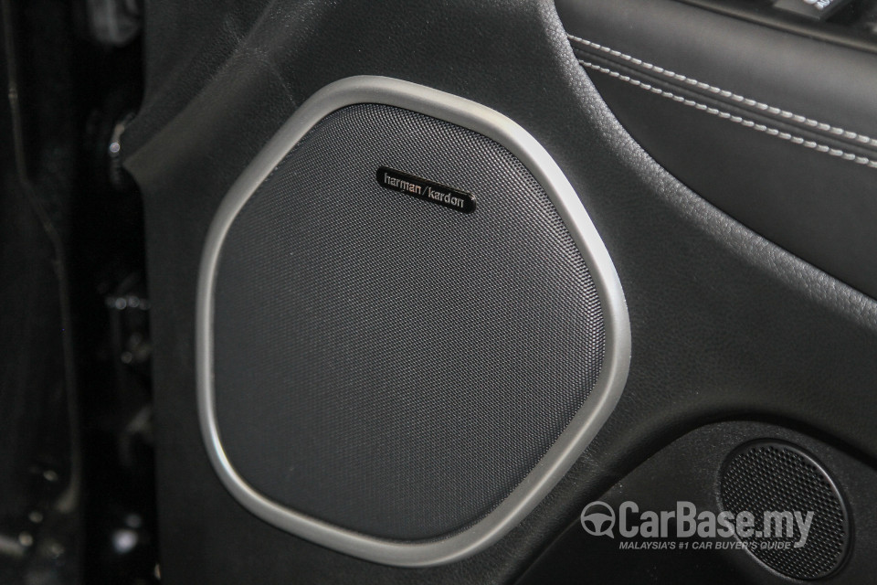 Jeep Grand Cherokee SRT WK2 SRT (2015) Interior