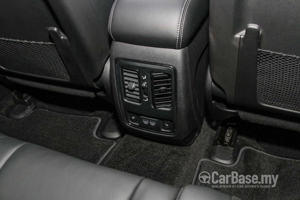 Jeep Grand Cherokee SRT WK2 SRT (2015) Interior