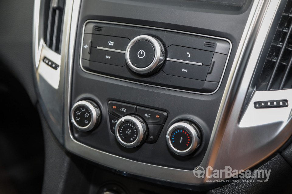 JMC Vigus Pro Mk1 (2021) Interior