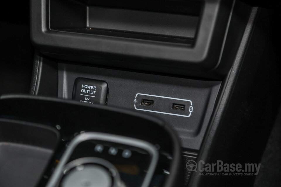 GAC Aion ES Mk1 (2024) Interior