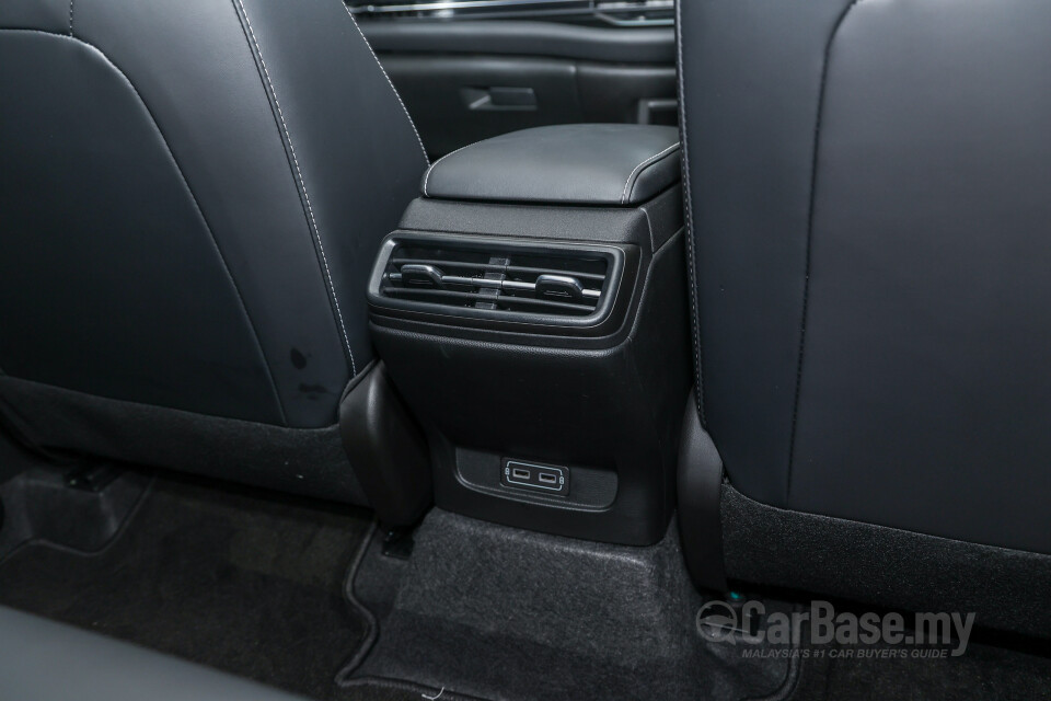 GAC Aion ES Mk1 (2024) Interior