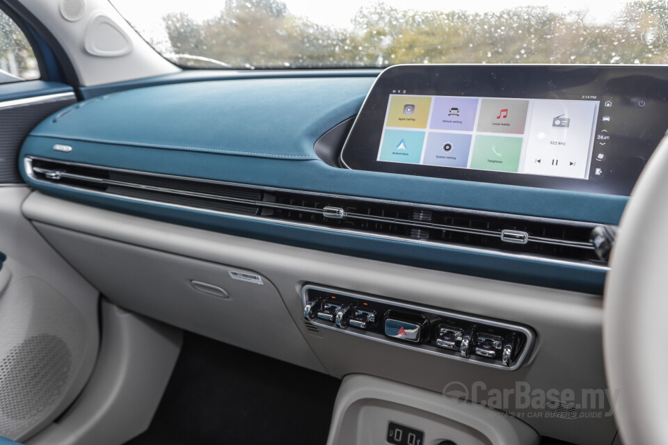 BMW i4 G26 (2022) Interior