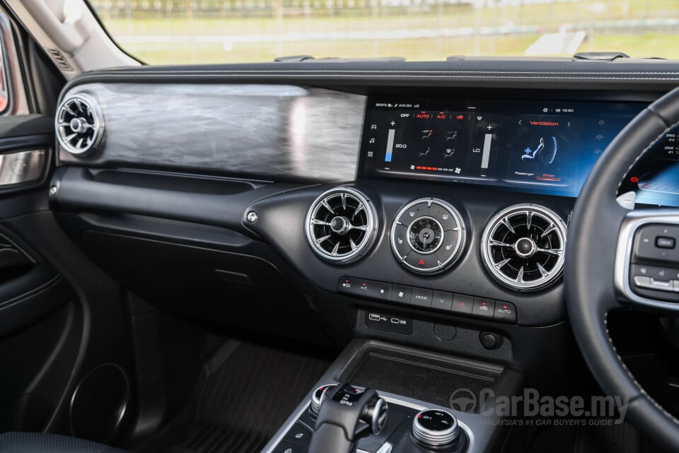 GWM Tank 300 Mk1 (2024) Interior