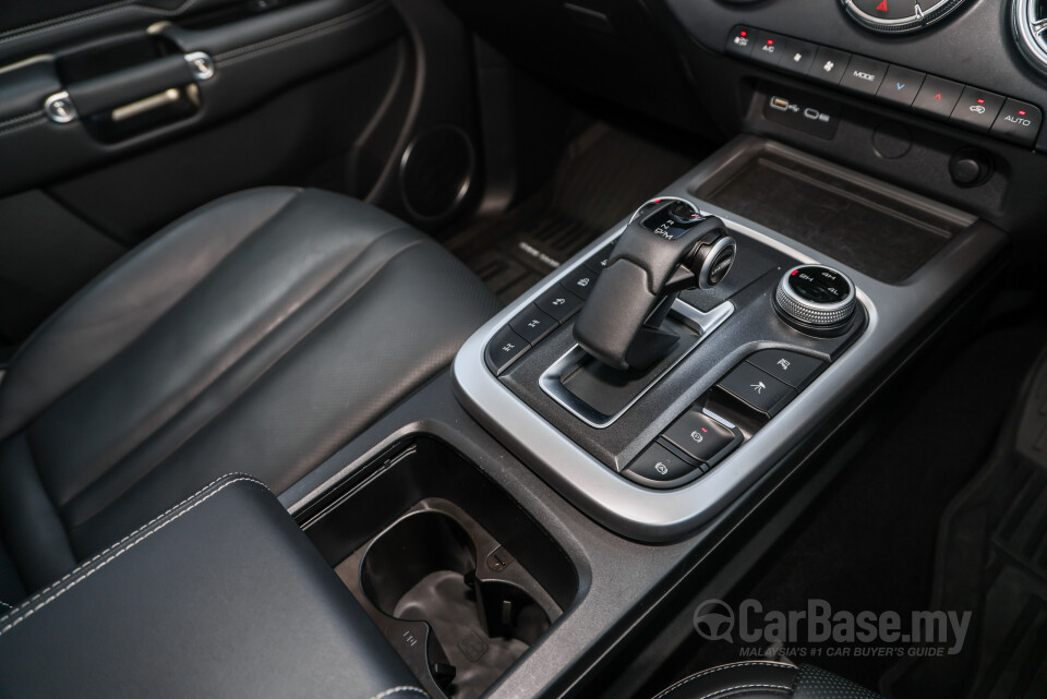 GWM Tank 300 Mk1 (2024) Interior