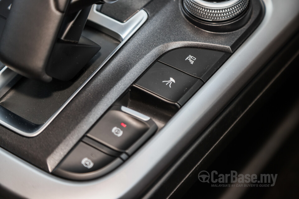 GWM Tank 300 Mk1 (2024) Interior
