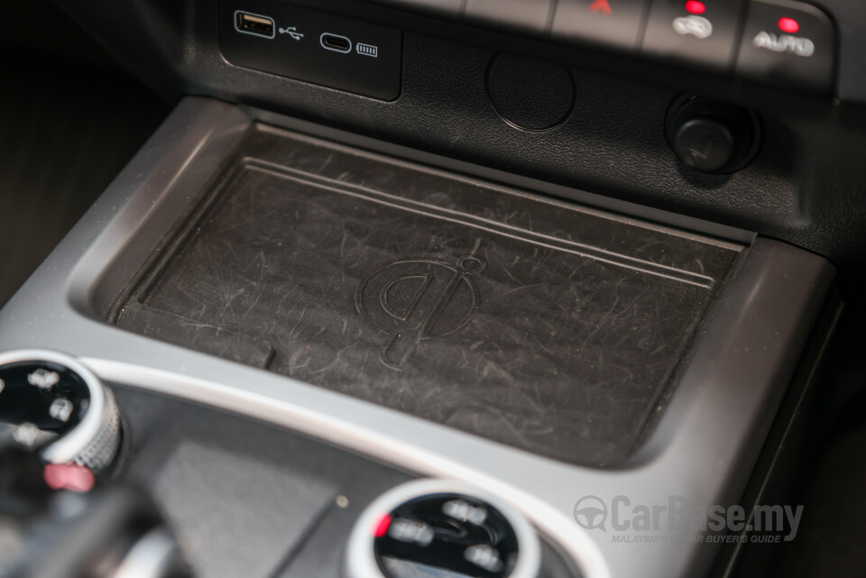GWM Tank 300 Mk1 (2024) Interior