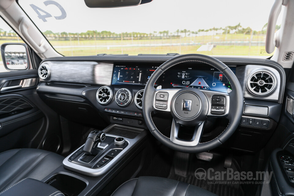GWM Tank 300 Mk1 (2024) Interior