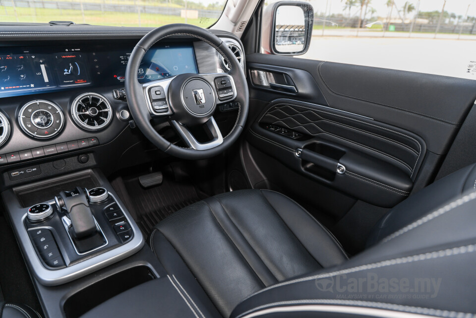 GWM Tank 300 Mk1 (2024) Interior