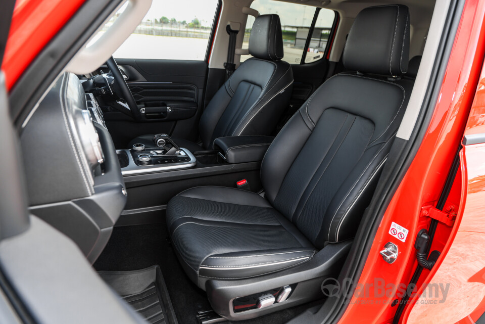 GWM Tank 300 Mk1 (2024) Interior