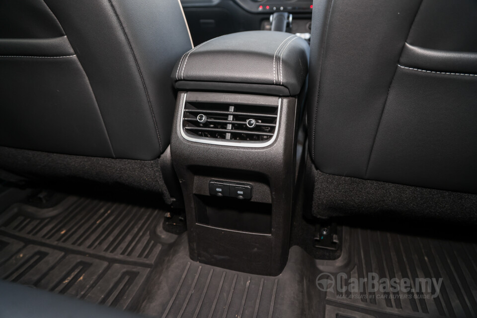 GWM Tank 300 Mk1 (2024) Interior