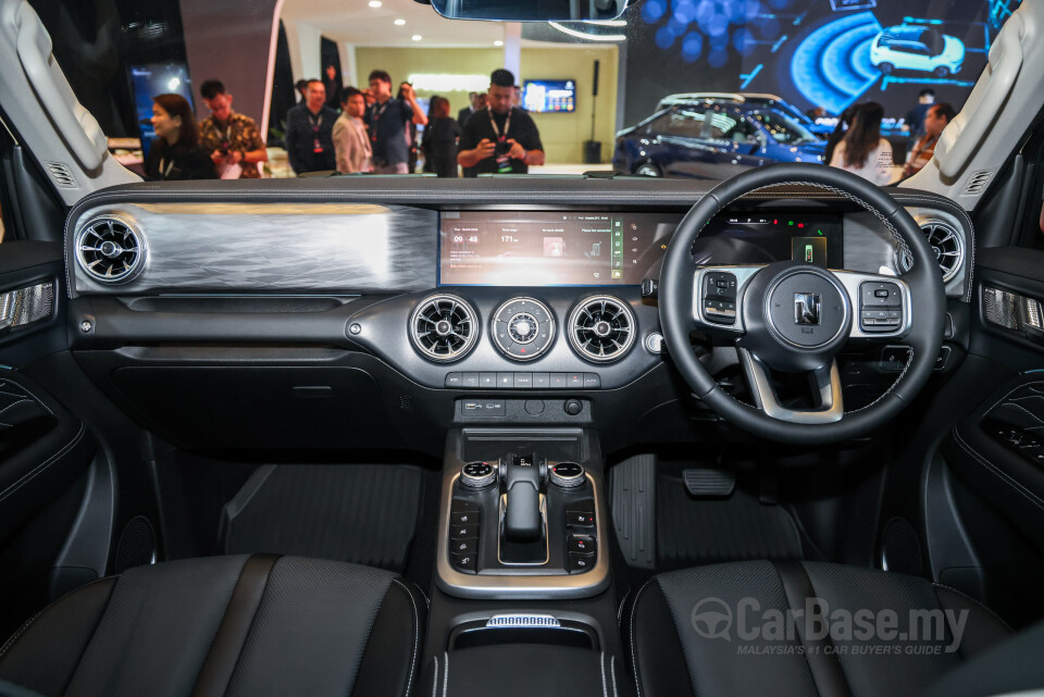 GWM Tank 300 Mk1 (2024) Interior