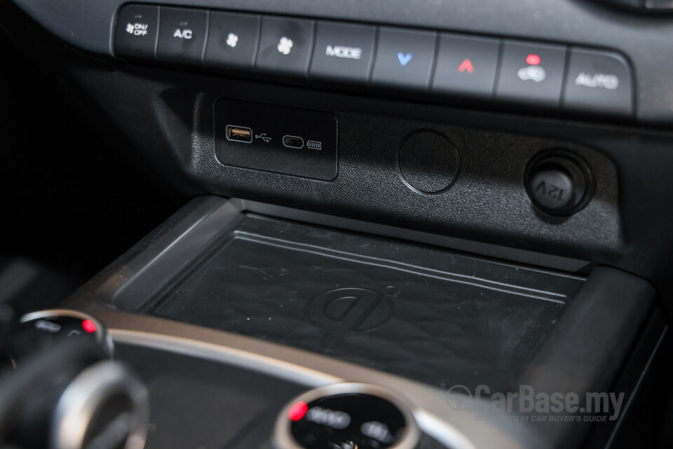 GWM Tank 300 Mk1 (2024) Interior