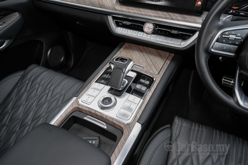 GWM Tank 500 P03 (2025) Interior