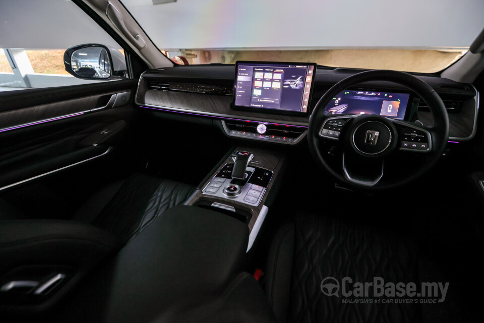GWM Tank 500 P03 (2025) Interior