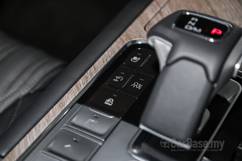 GWM Tank 500 P03 (2025) Interior