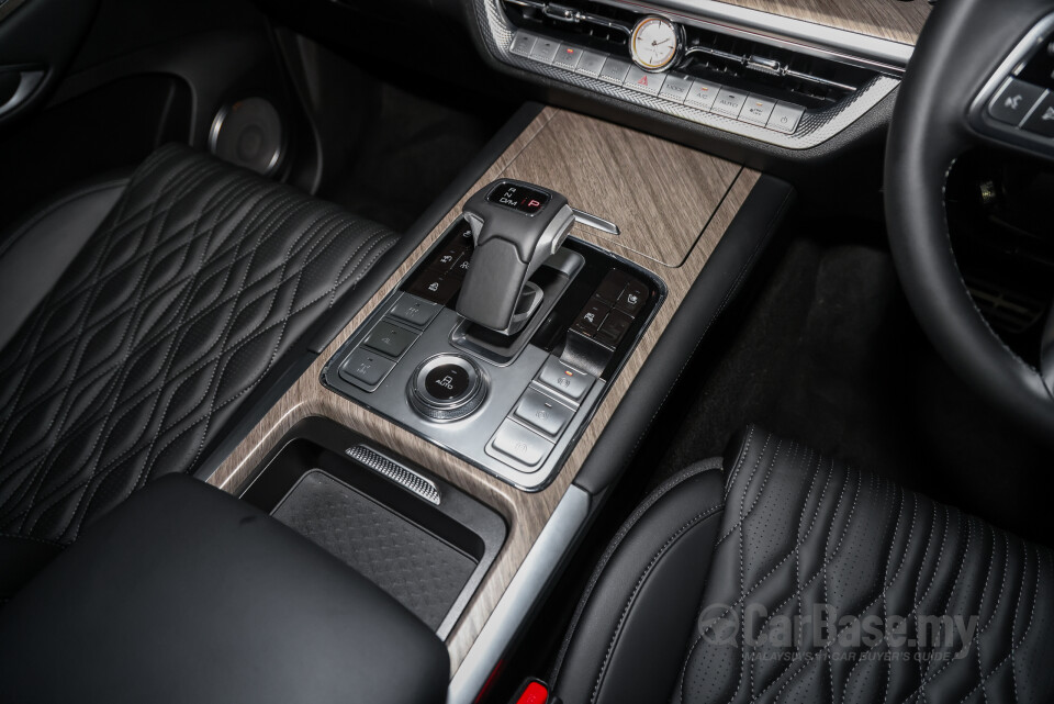 GWM Tank 500 P03 (2025) Interior