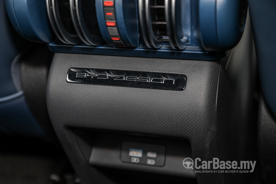 BYD Atto 3 Mk1 (2022) Interior