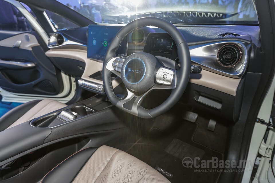 BYD Dolphin Mk1 (2023) Interior
