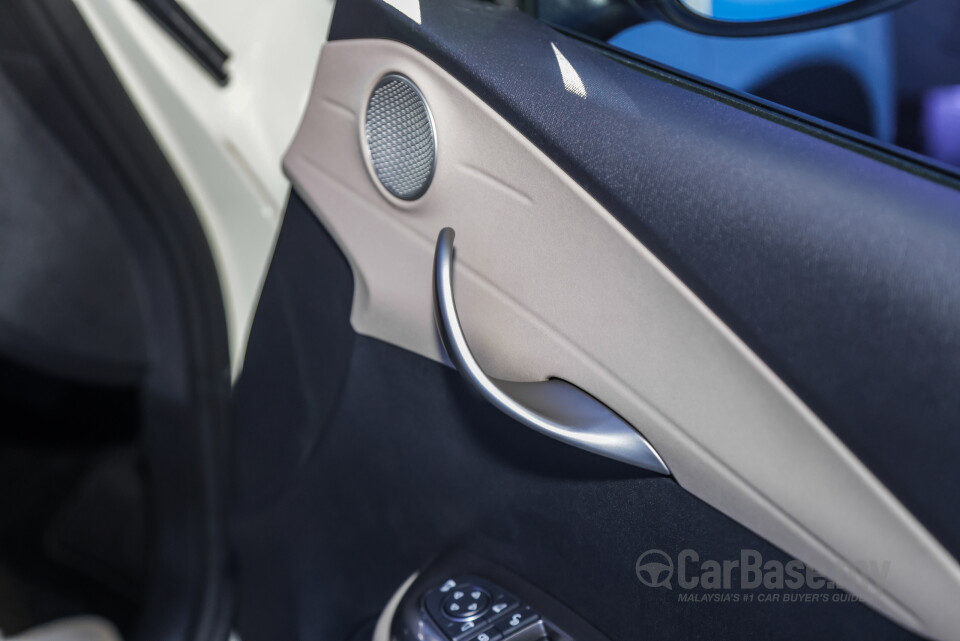 BYD Dolphin Mk1 (2023) Interior