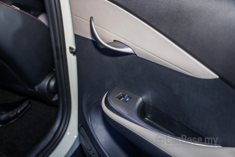 BYD Dolphin Mk1 (2023) Interior