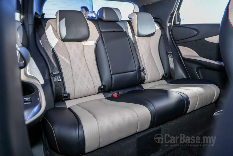 BYD Dolphin Mk1 (2023) Interior