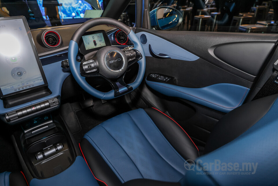 BYD Dolphin Mk1 (2023) Interior