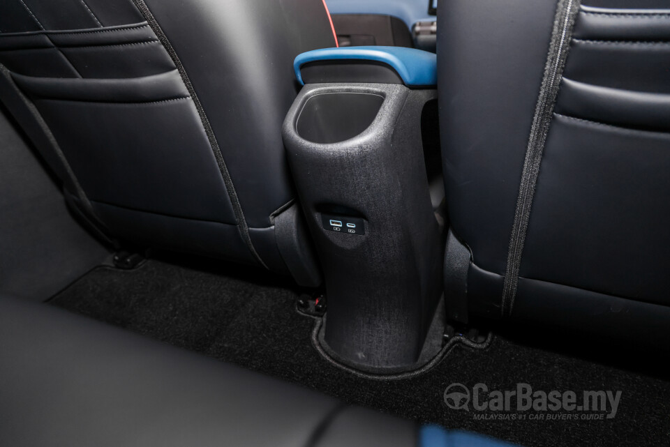 BYD Dolphin Mk1 (2023) Interior