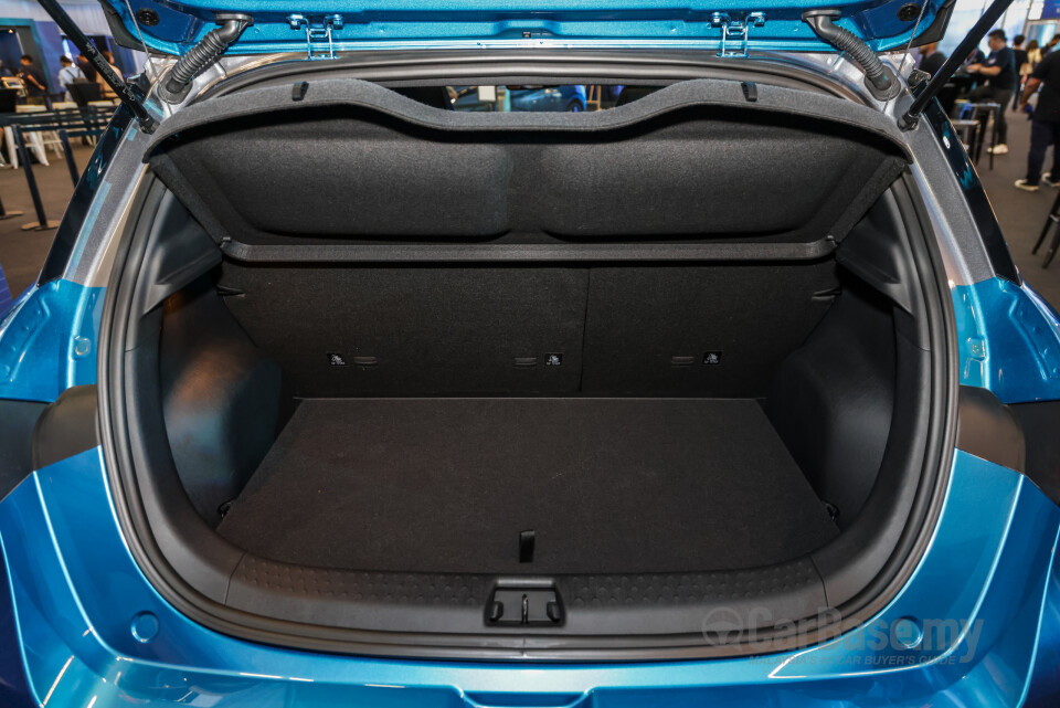 BYD Dolphin Mk1 (2023) Interior