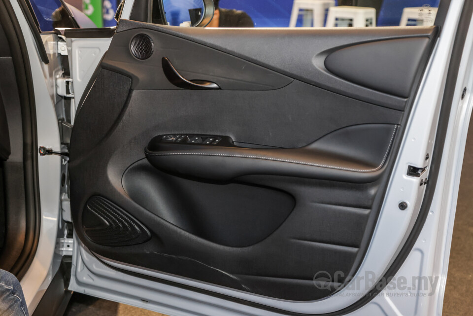 BYD Dolphin Mk1 (2023) Interior