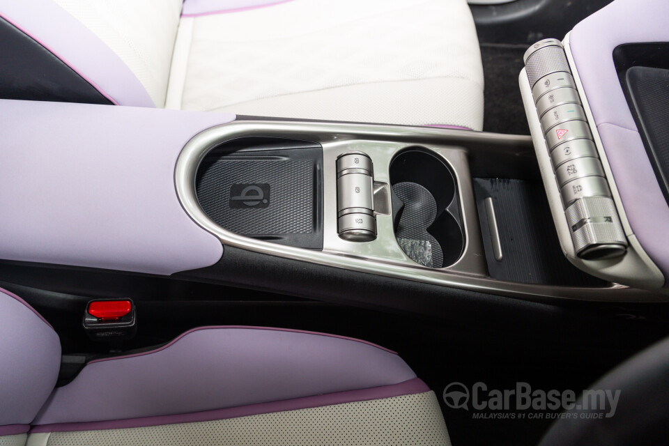 BYD Dolphin Mk1 (2023) Interior