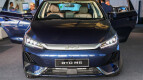 BYD M6 Exterior photo