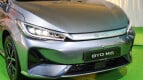 BYD M6 Exterior photo