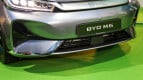 BYD M6 Exterior photo