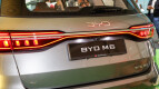 BYD M6 Exterior photo