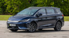 BYD M6 Exterior photo