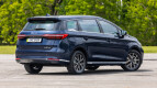 BYD M6 Exterior photo