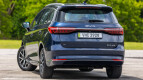 BYD M6 Exterior photo