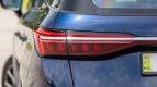 BYD M6 Exterior photo