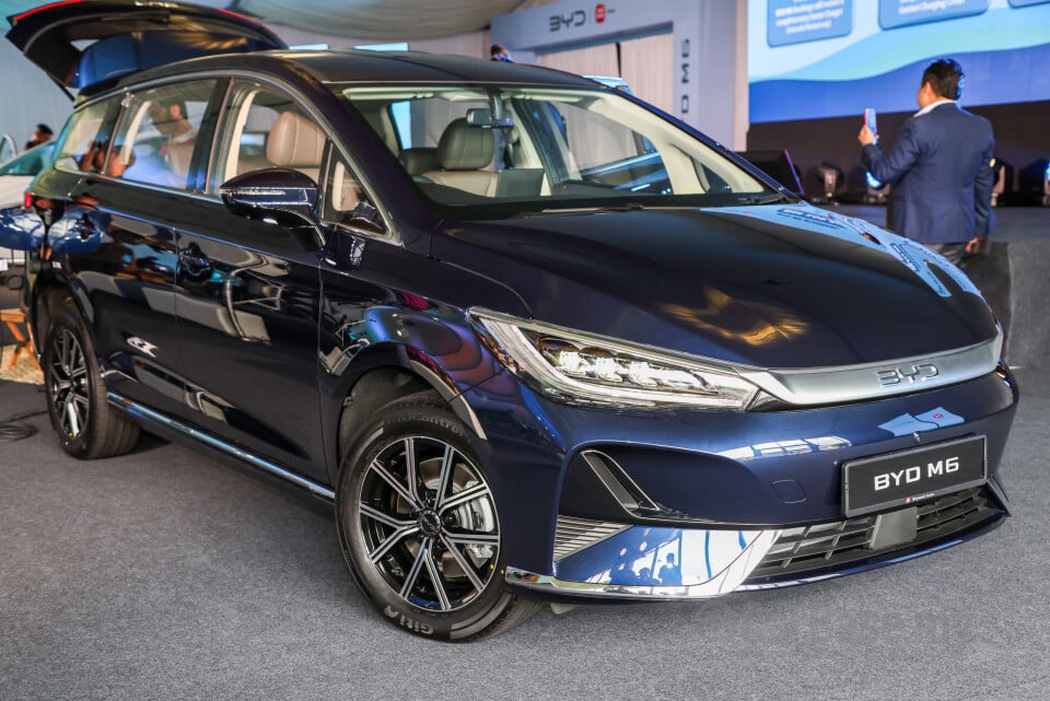 BYD M6 Mk2 Facelift (2024) Exterior