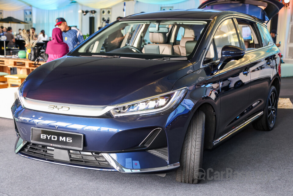 BYD M6 Mk2 Facelift (2024) Exterior