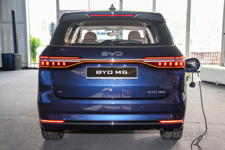 BYD M6 Mk2 Facelift (2024) Exterior