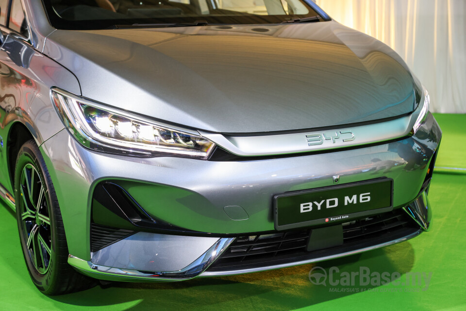 BYD M6 Mk2 Facelift (2024) Exterior