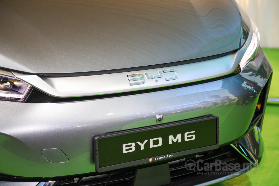 BYD M6 Mk2 Facelift (2024) Exterior