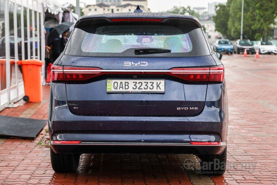 BYD M6 Mk2 Facelift (2024) Exterior