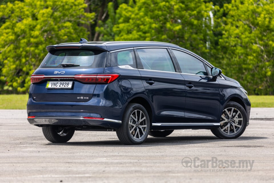 BYD M6 Mk2 Facelift (2024) Exterior