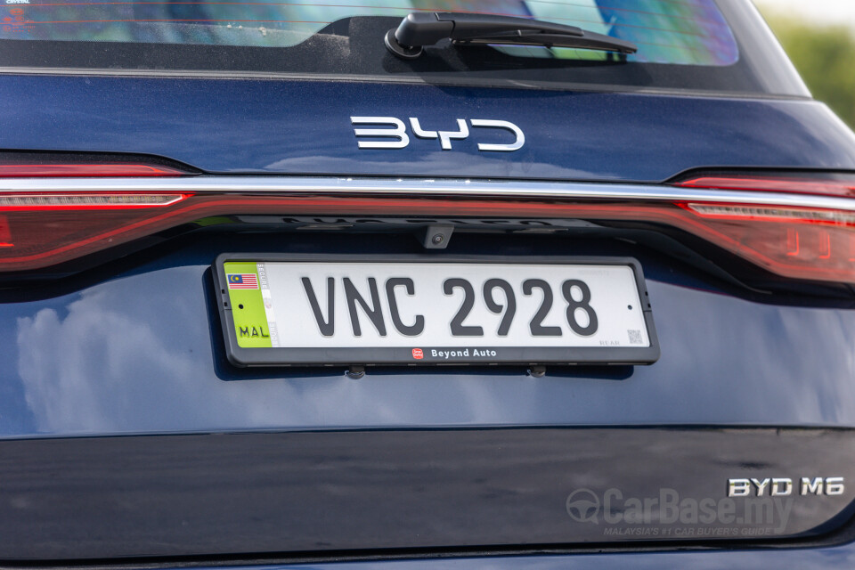 BYD M6 Mk2 Facelift (2024) Exterior